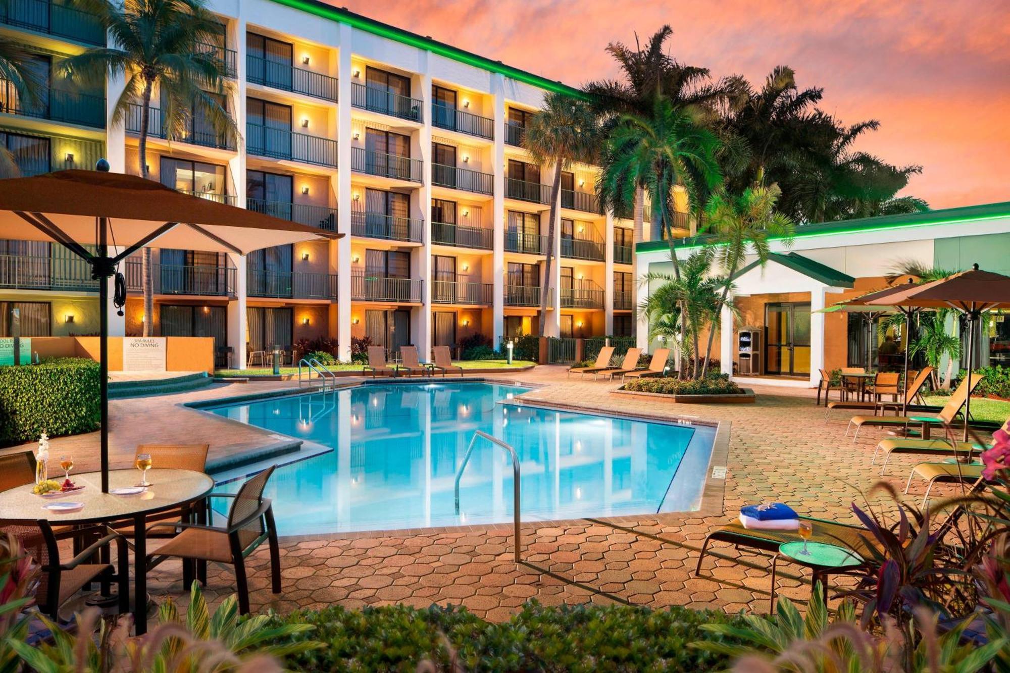 Courtyard By Marriott Fort Lauderdale East / Lauderdale-By-The-Sea Exteriér fotografie